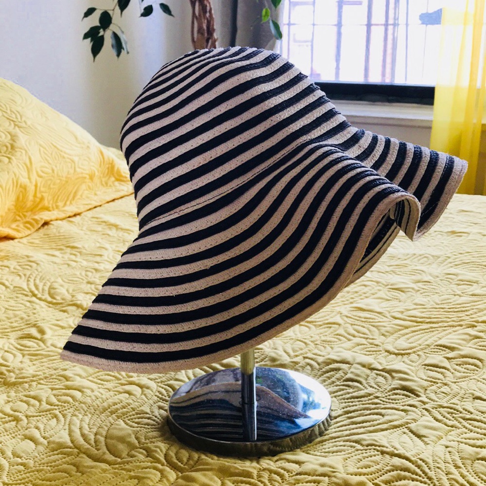 Striped sun hat